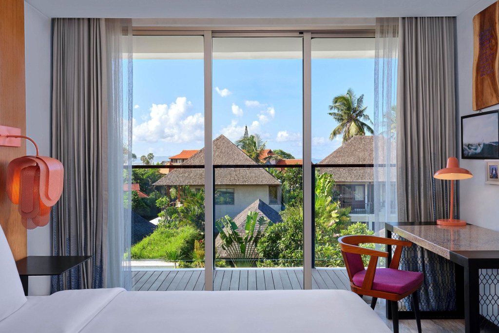 Standard Double room with balcony and with city view Aloft Bali Seminyak