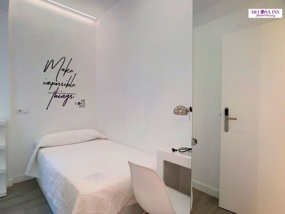 Двухместный номер Standard Mi Casa Inn - Residencia Moncloa - Hostel