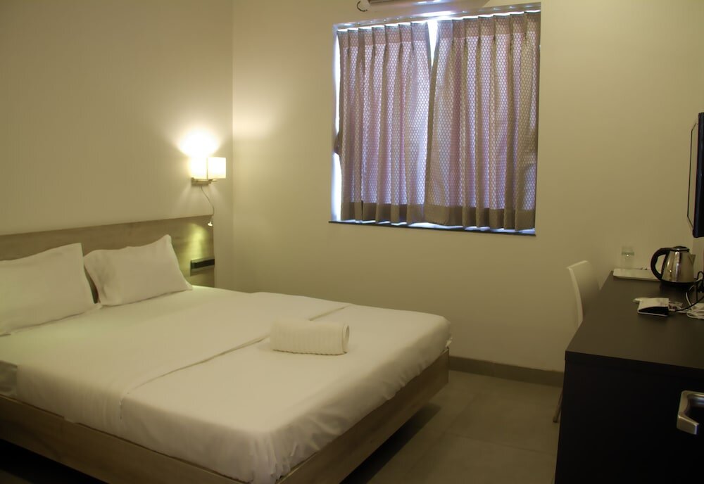 Deluxe room Srujan Hotels 22 Suites