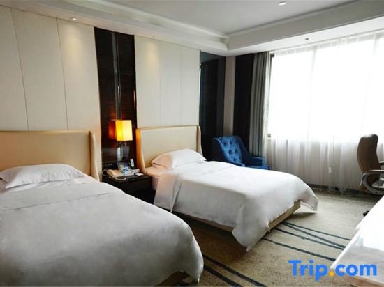 Standard room Tianhai Hotel