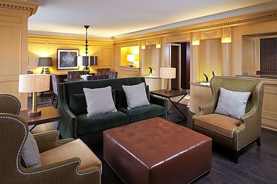Двухместный люкс Presidential c 1 комнатой Hilton Houston Westchase