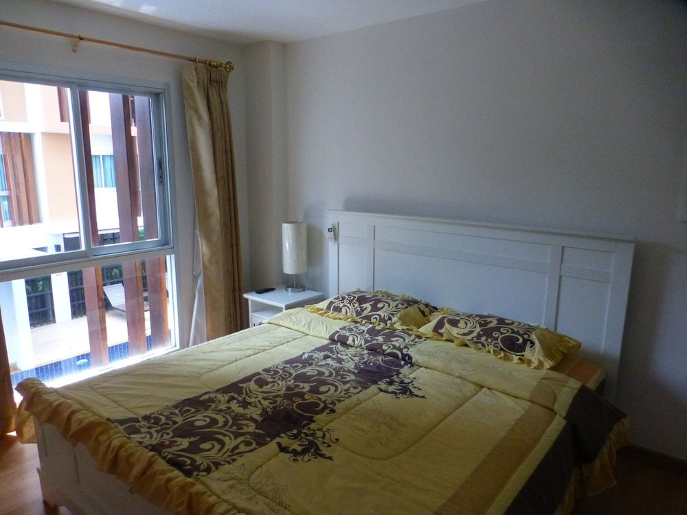 Appartement 1 Double Bedroom Apartment With Swimming Pool Security and High Speed Wifi
