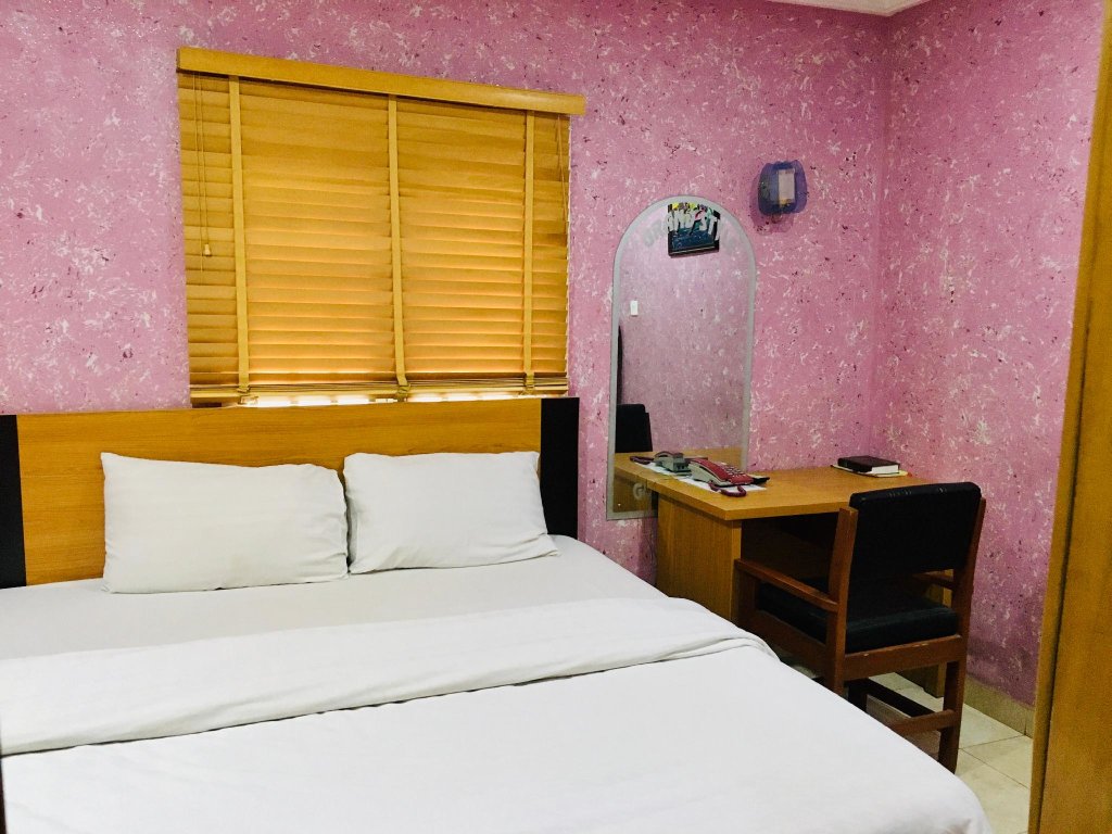 Deluxe room Grand Style Guest House