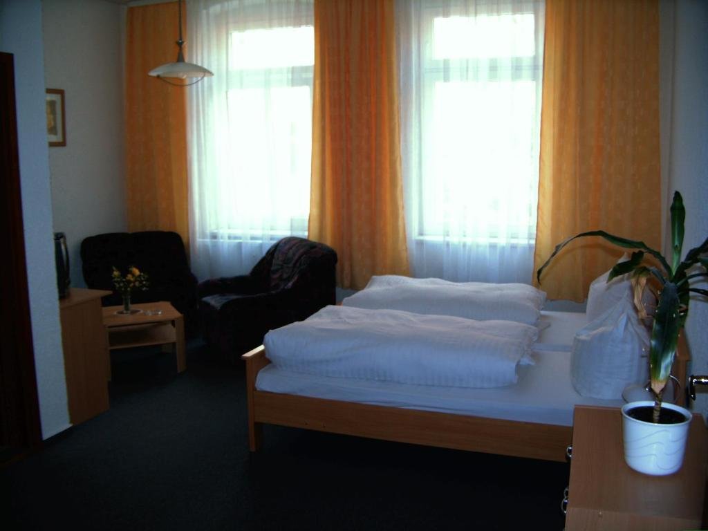 Двухместный номер Standard Hotel Zum Goldenen Löwen