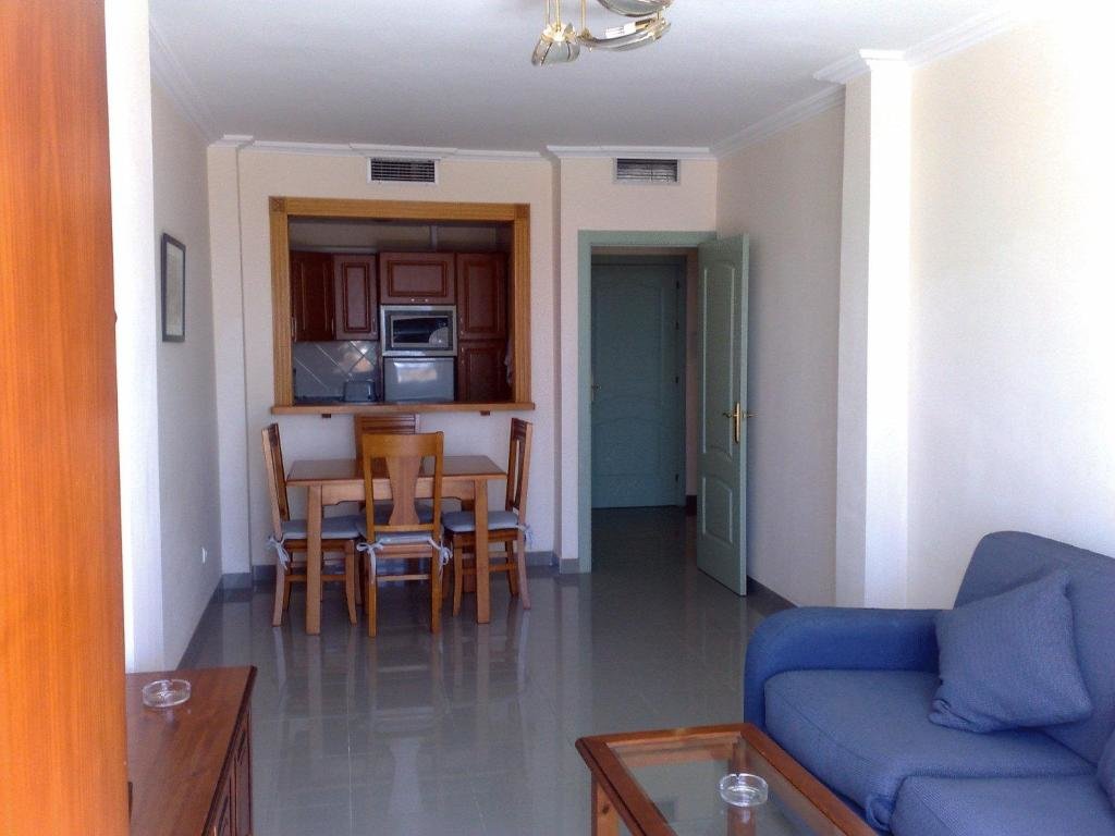 2 Bedrooms Apartment with sea view Apartamentos Nerja Bahia