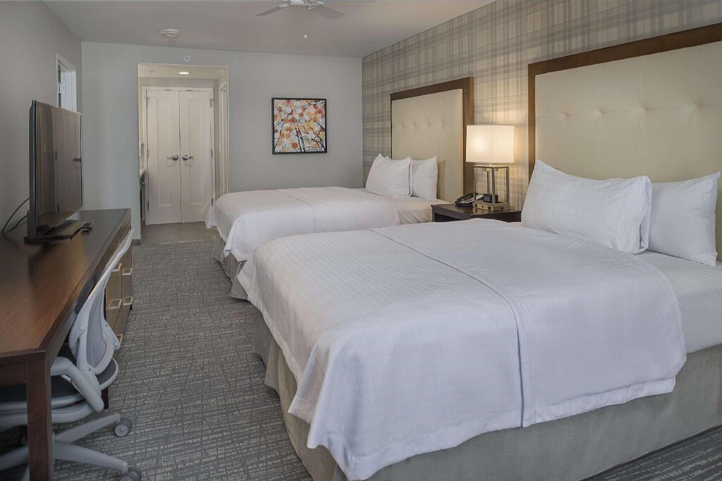 Двухместный люкс c 1 комнатой Homewood Suites by Hilton St. Louis Westport