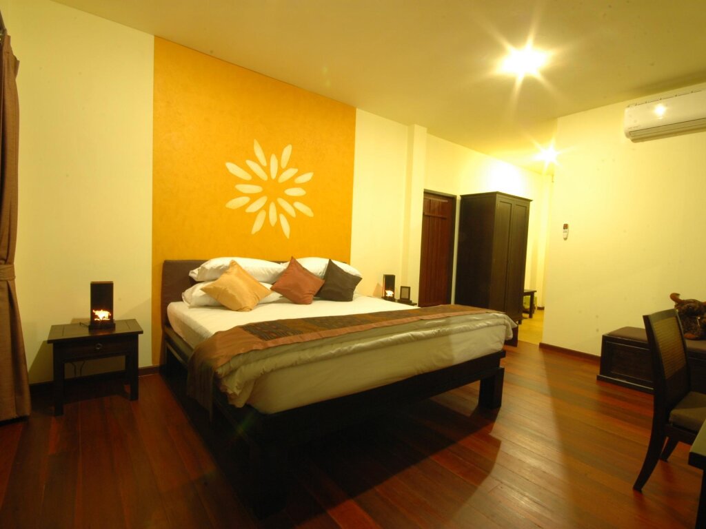 Deluxe room Phunacome Resort