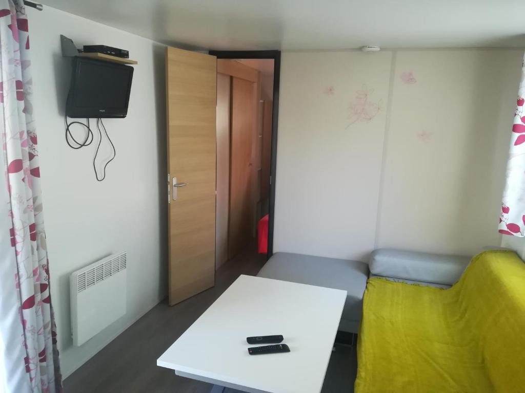 Standard room MH Camping 4* face Royan