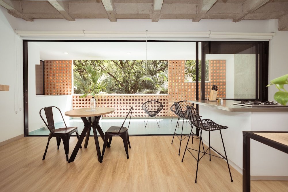Deluxe Apartment Hojarasca by Wynwood House