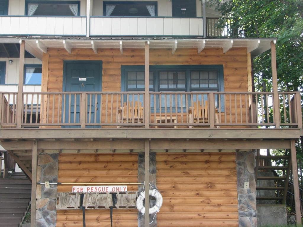 Номер Standard Pine Knoll Hotel Lakeside Lodge & Cabin
