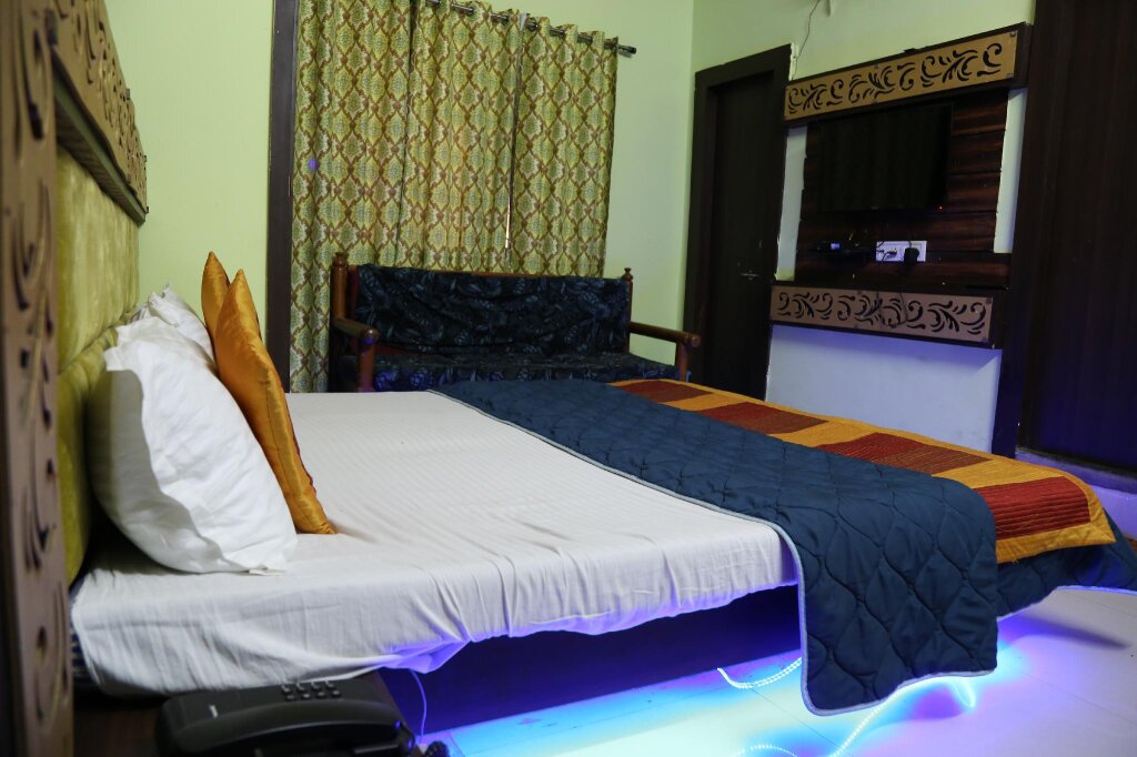 Camera Deluxe Hotel Shri Karni Vilas & SPA