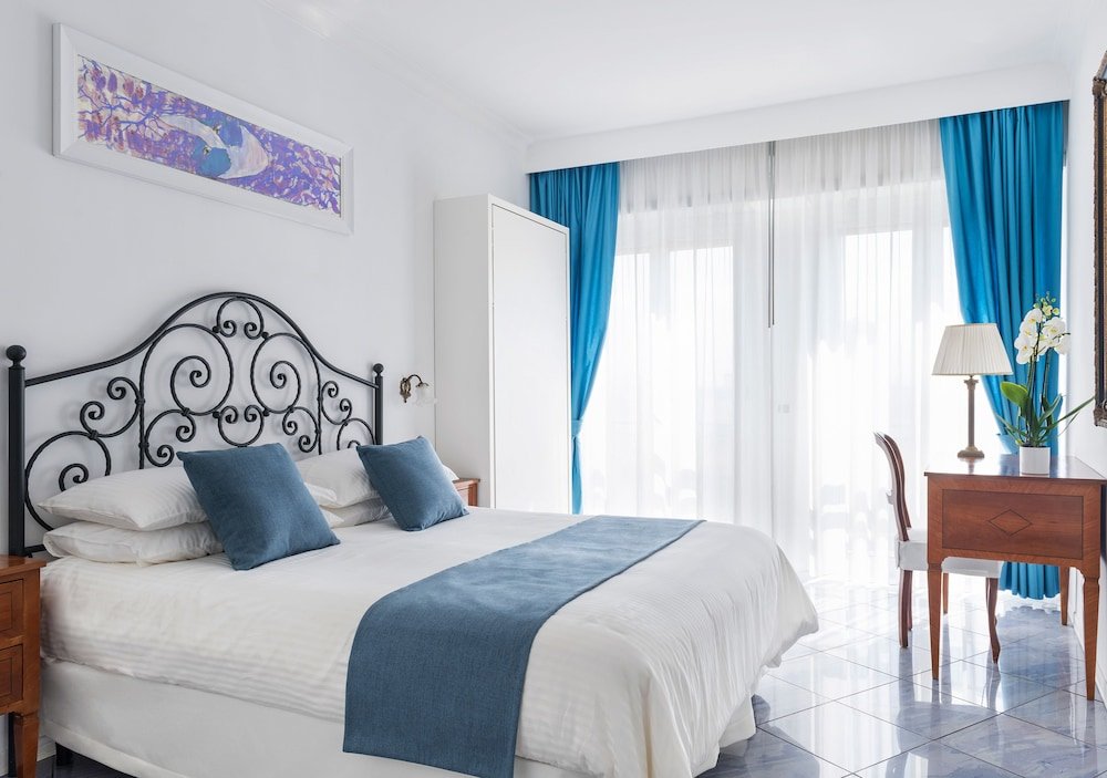 Standard Dreier Zimmer mit Balkon Fiorentini Residence