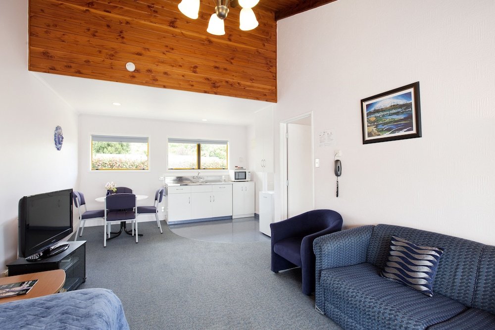 Suite Accommodation at Te Puna Motel
