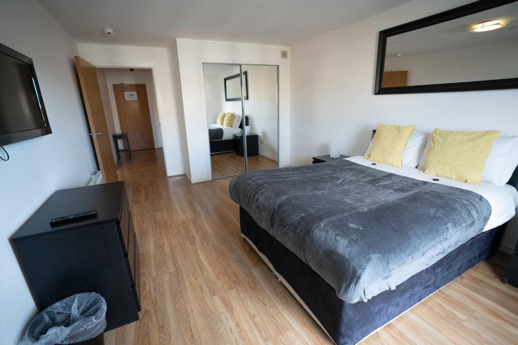 Апартаменты Standard Dream Apartments Dundee