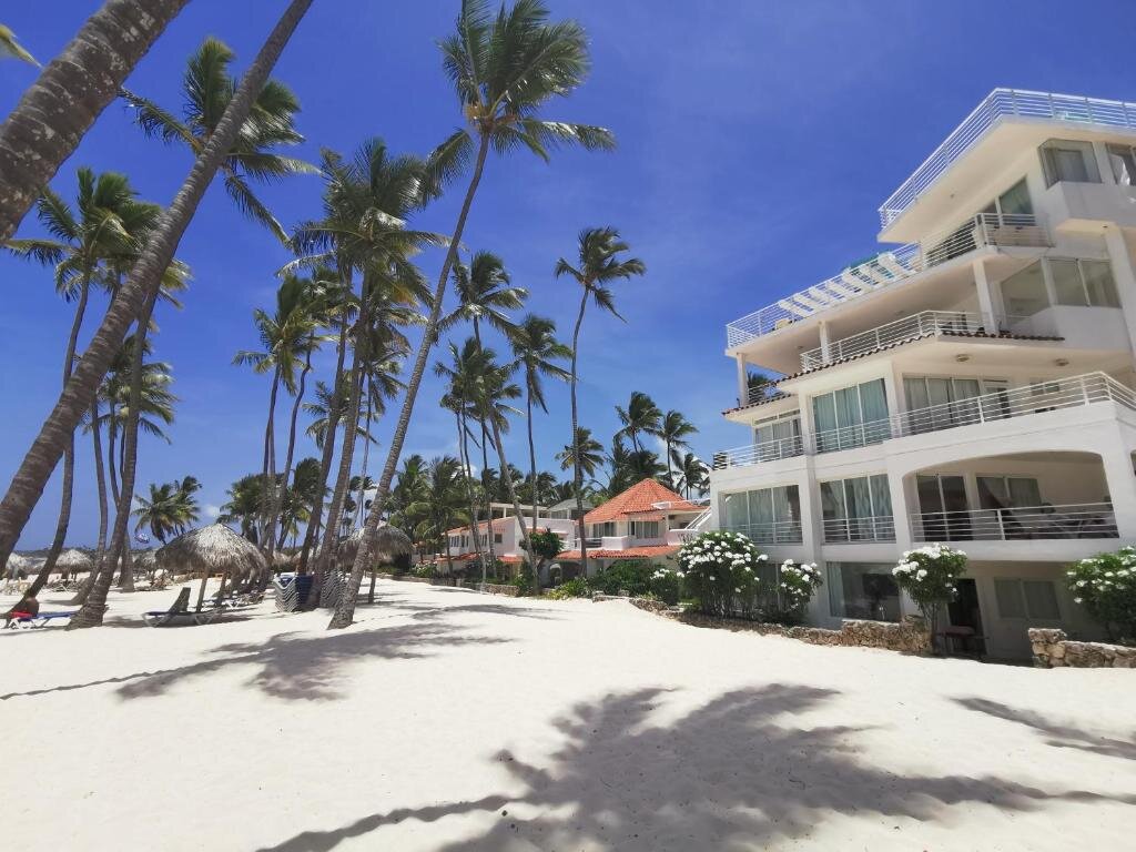 Deluxe Apartment Villas Tropical Los Corales Beach & Spa