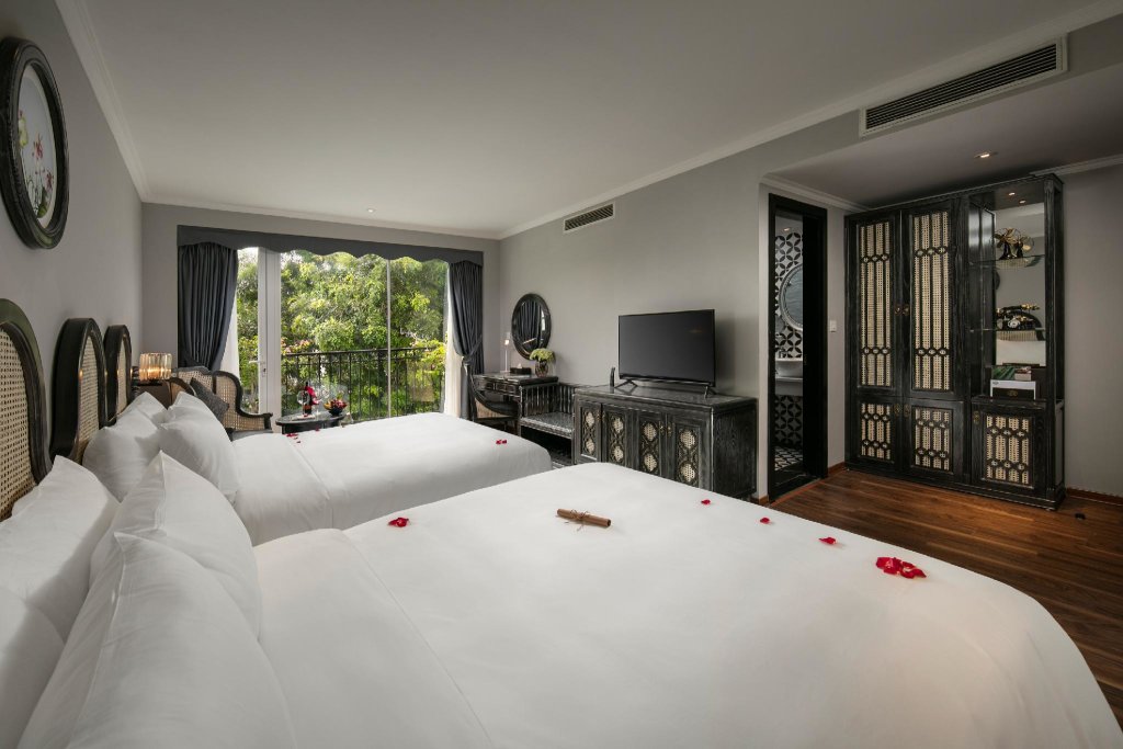 Standard Familie Zimmer mit Balkon Shining Central Hotel & Spa