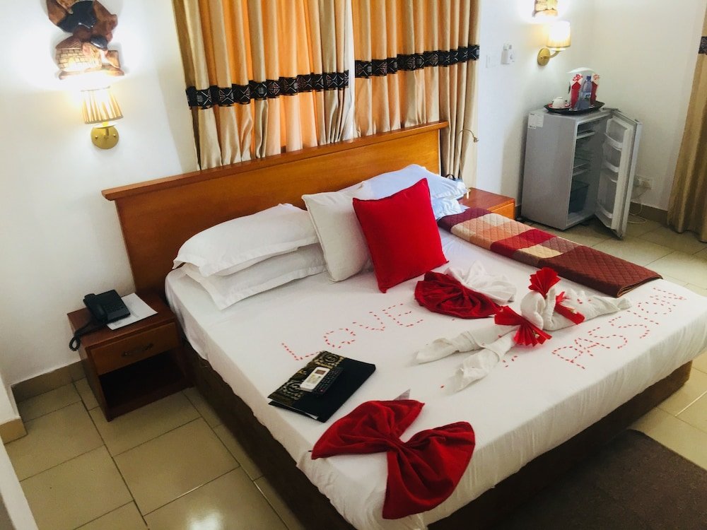 Двухместный номер Superior c 1 комнатой Asantewaa Premier Hotel