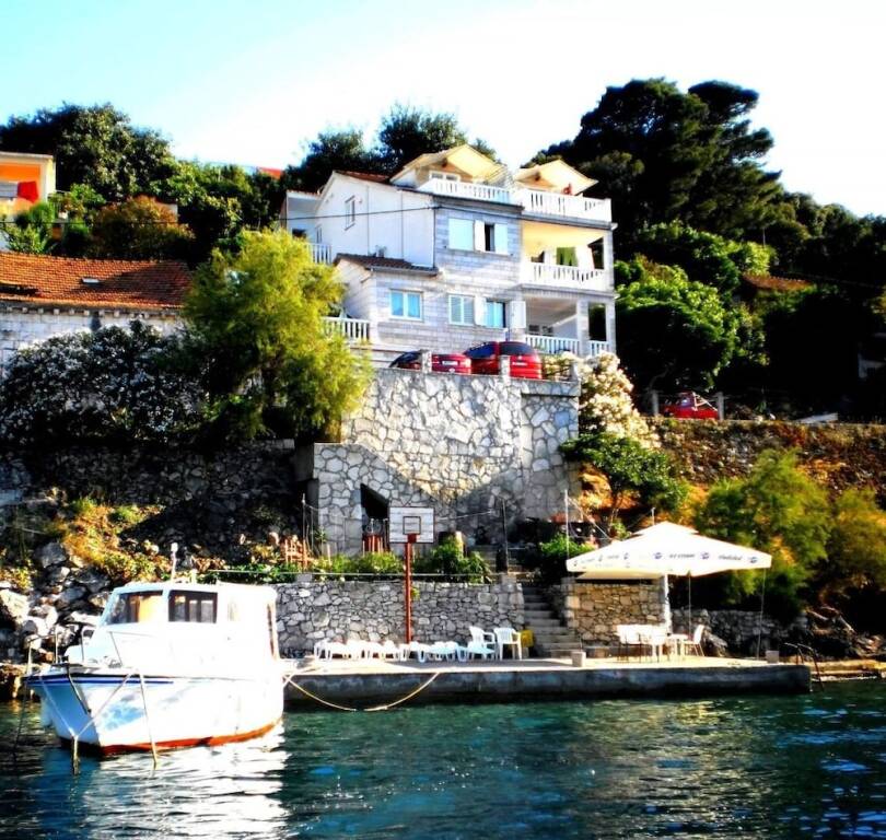 Ivo - 20m From the sea - A2 Pupnat