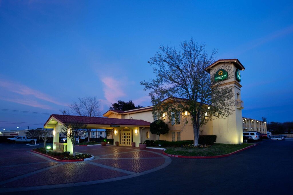 Четырёхместный номер Standard La Quinta Inn by Wyndham Killeen - Fort Hood