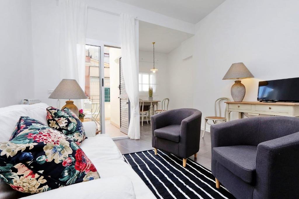 Apartment Monti charming apartment - Rome short let Service