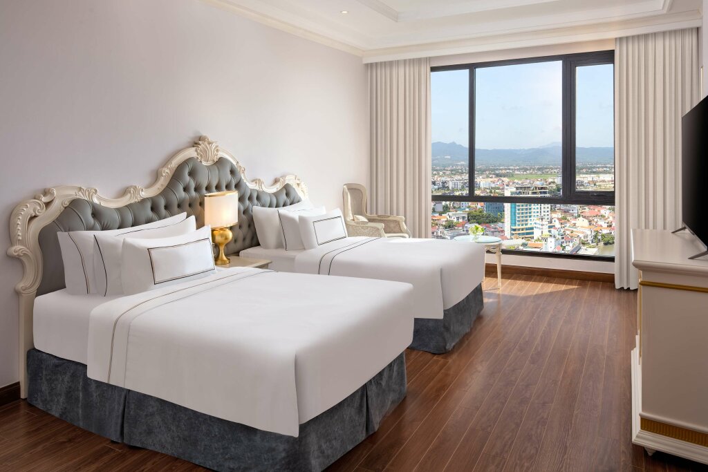 Deluxe room with city view Melia Vinpearl Quang Binh