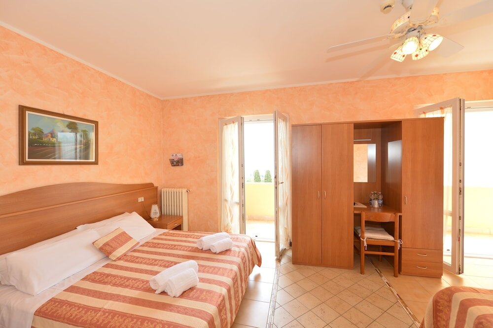 Трёхместный номер Comfort c 1 комнатой Albergo Panoramica