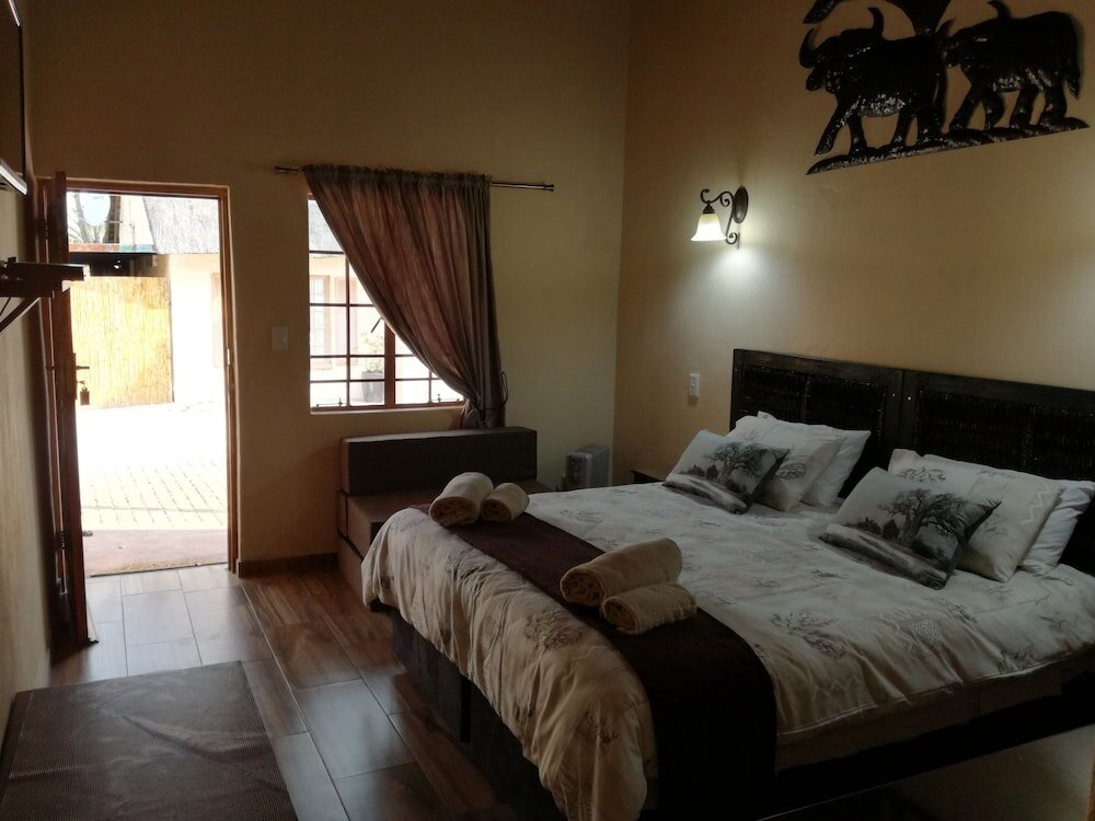 Standard double chambre All over Africa Guest house