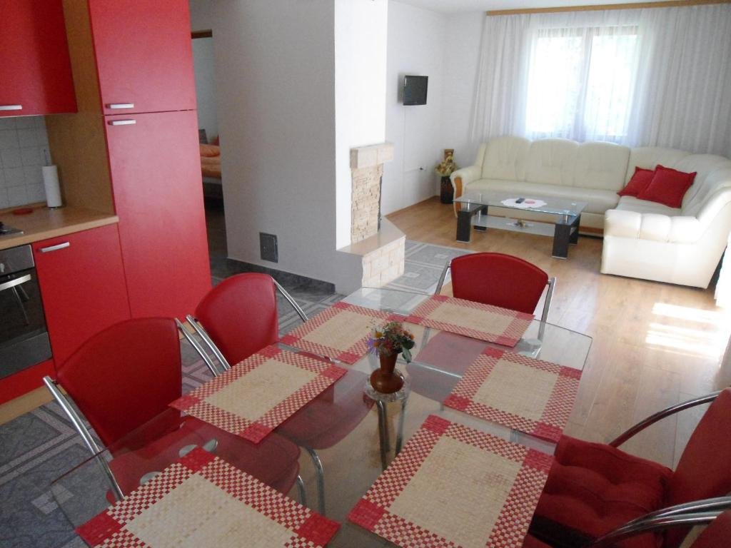 2 Bedrooms Apartment Galesic Apartments & Rooms