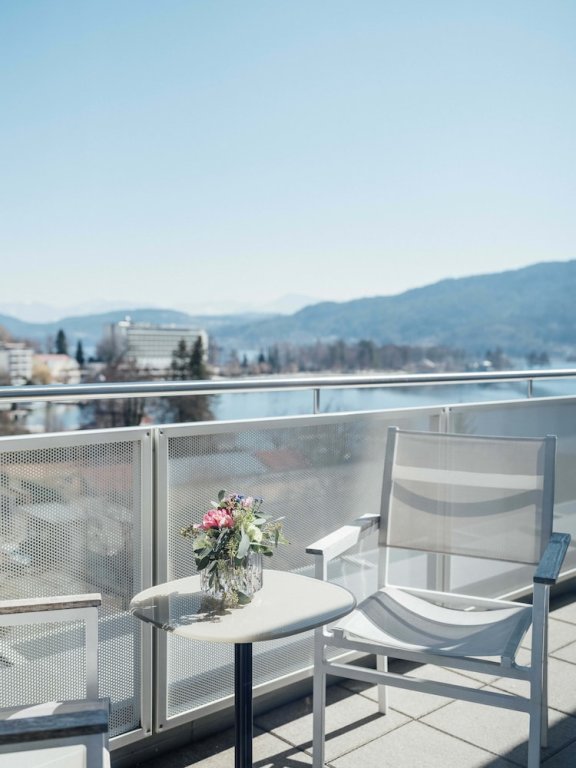 Confort double chambre avec balcon Werzers Hotel Resort Pörtschach