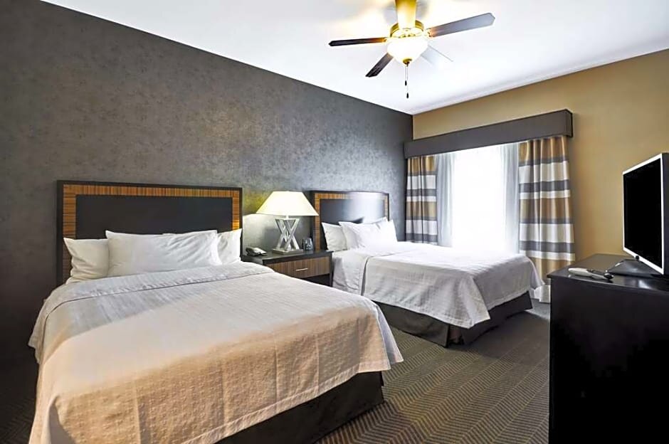 Двухместный люкс с 2 комнатами Homewood Suites by Hilton Hartford / Southington CT