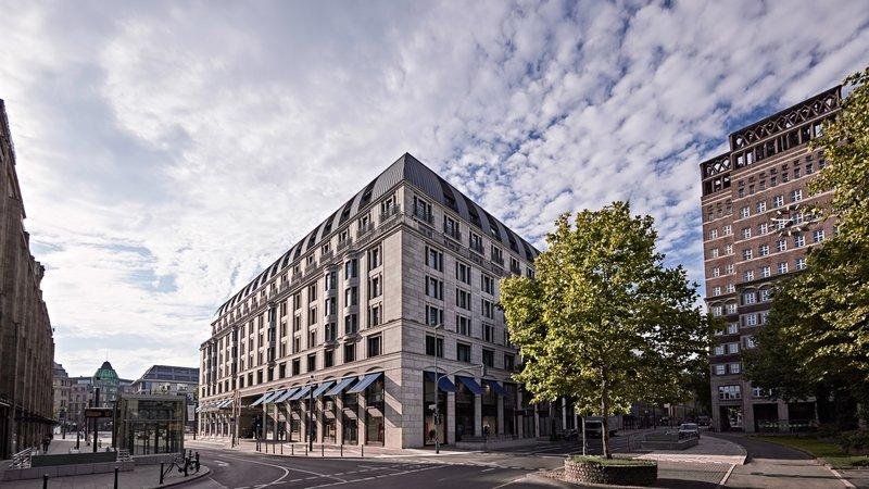 Двухместный люкс Breidenbacher Hof, Best Grandhotel 2024 - Die 101 Besten