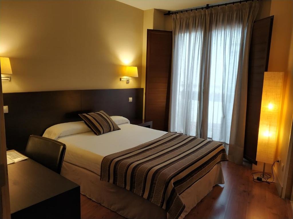 Standard room Hotel Puerta del Arco
