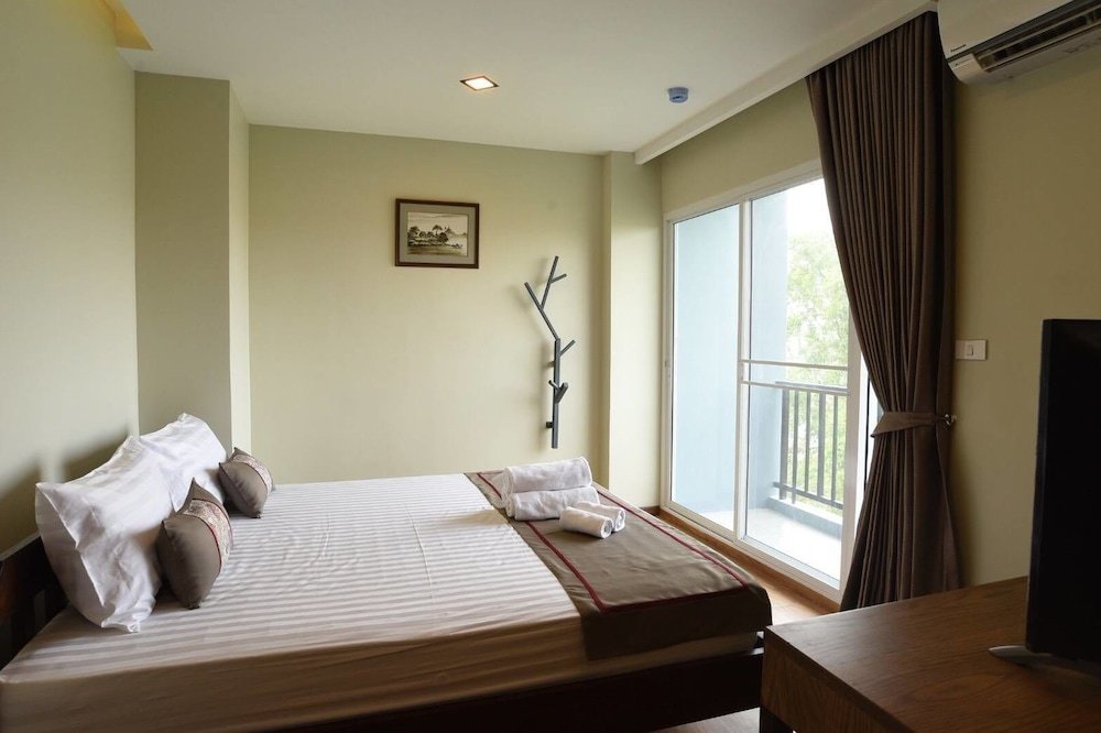 Supérieure simple chambre avec balcon Home Inn