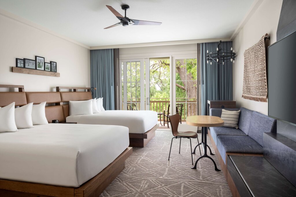 Camera quadrupla Standard con balcone Hyatt Regency Lost Pines Resort and Spa