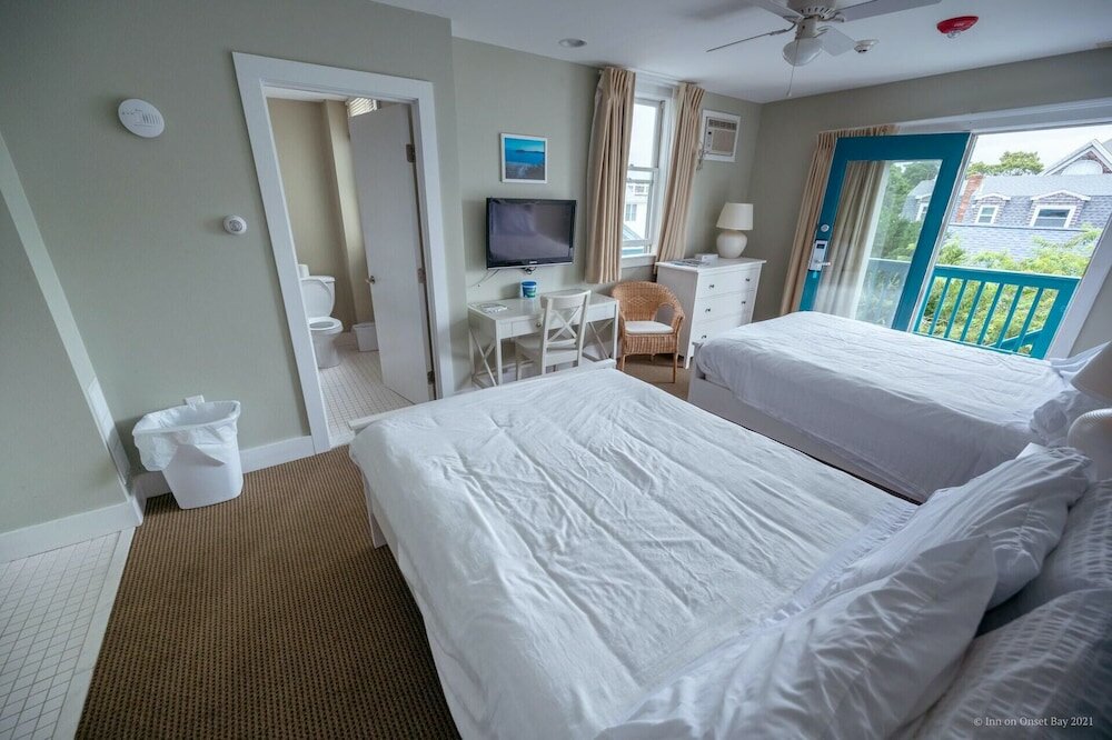 Standard Double room with garden view Inn On Onset Bay
