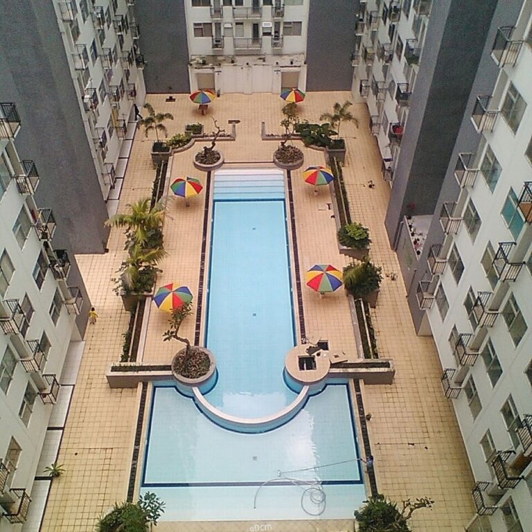 Apartamento 2BR Apartment with Pool View at The Jarrdin Cihampelas