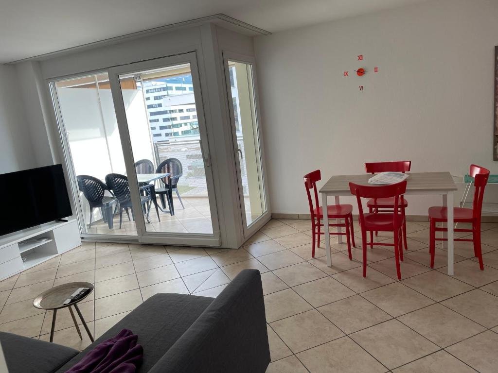 Apartment Appartamento 2,5 con piscina nel CUORE di Locarno