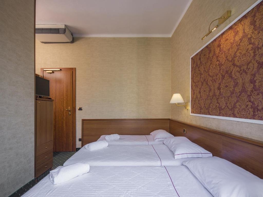 Standard Triple room Nuovo Hotel Del Porto