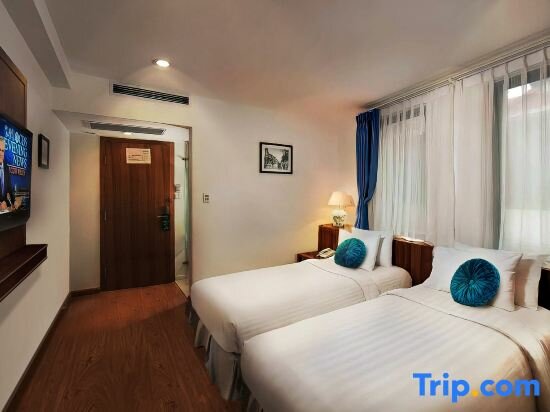 Suite Aviary Hanoi Hotel & Travel