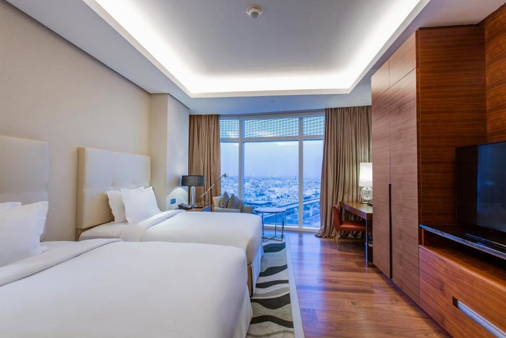 Семейные апартаменты Deluxe с 2 комнатами Hilton Riyadh Hotel & Residences