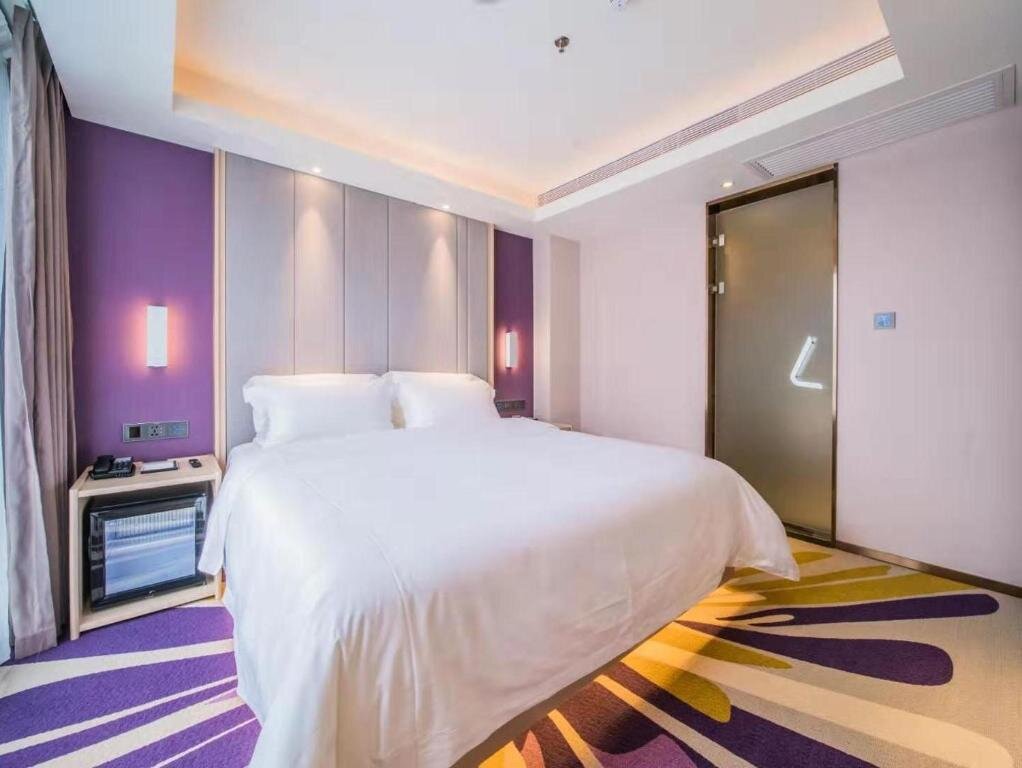 Номер Deluxe Lavande Hotels·Zhuhai Qinglv Middle Road Opera House