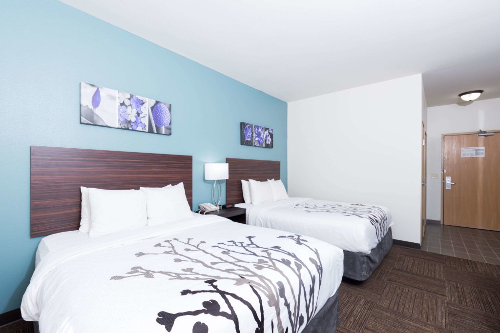 Четырёхместный номер Standard Sleep Inn & Suites Washington near Peoria