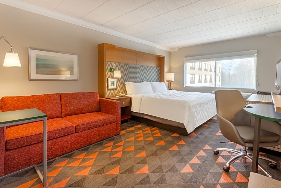 Номер Premium Holiday Inn Philadelphia South-Swedesboro, an IHG Hotel