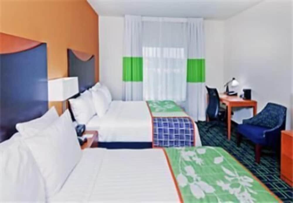 Standard quadruple chambre Fairfield Inn & Suites Tulsa South Medical District