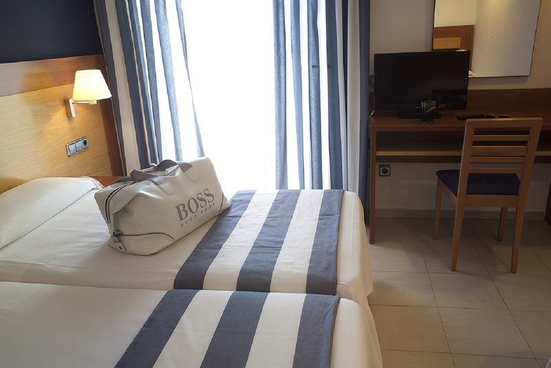 Double room with balcony Hotel Els Pins