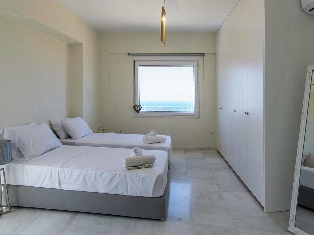 Вилла Infinity Pool Villa With Sea Views Near Rethymno City & Beach and Shaded BBQ