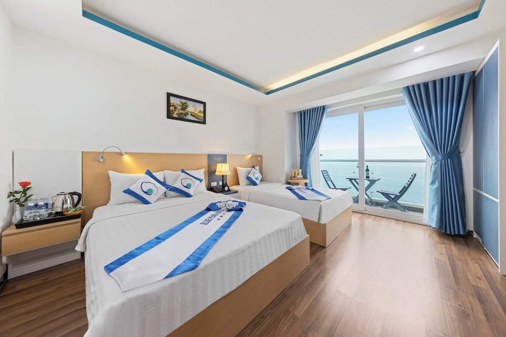 Deluxe Dreier Zimmer mit Balkon Blue Pearl Hotel
