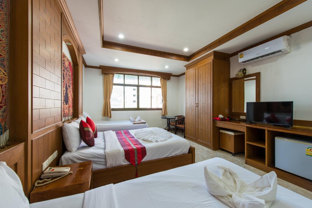 Трёхместный номер Standard Magnific Guesthouse Patong