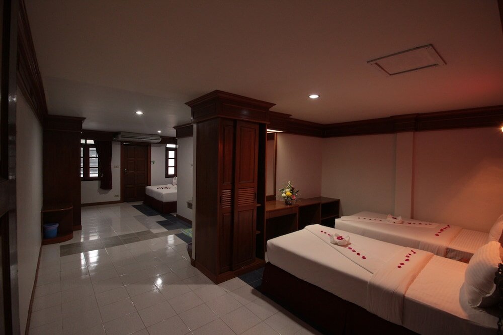 Standard famille chambre avec balcon Taj Phuket Inn