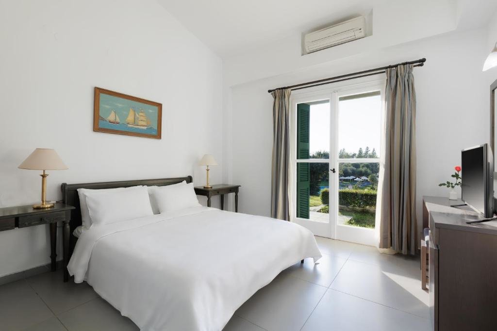 2 Bedrooms Apartment Century Resort